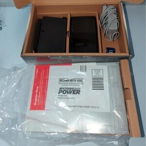 Nintendo 3DS Handheld System - Cosmo Black - In Original‎ Box Good Condition